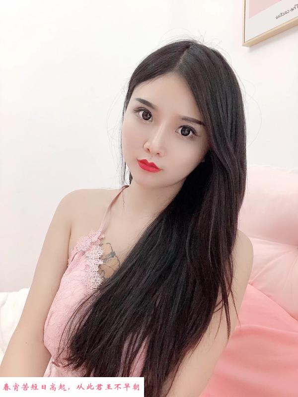 S型身材骚逼御姐 第4张