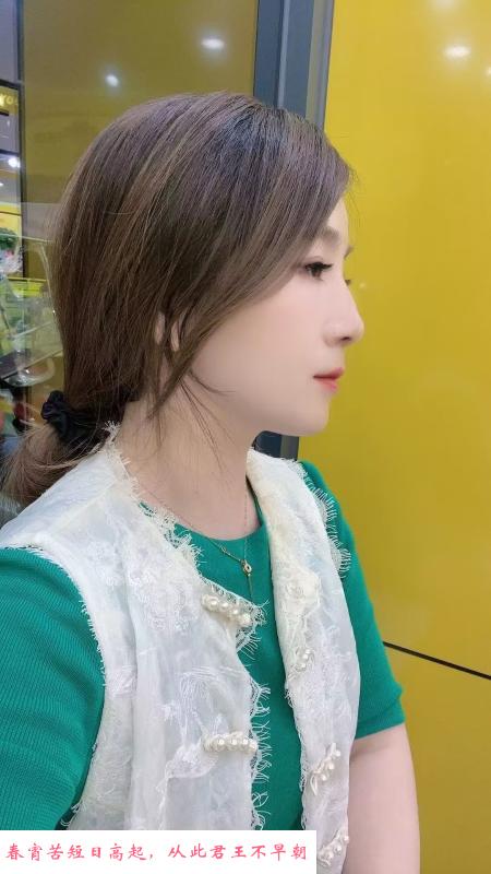 紧致小少妇 第1张