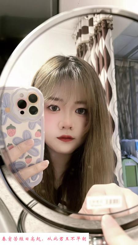 新区微胖颜值小妹 第1张