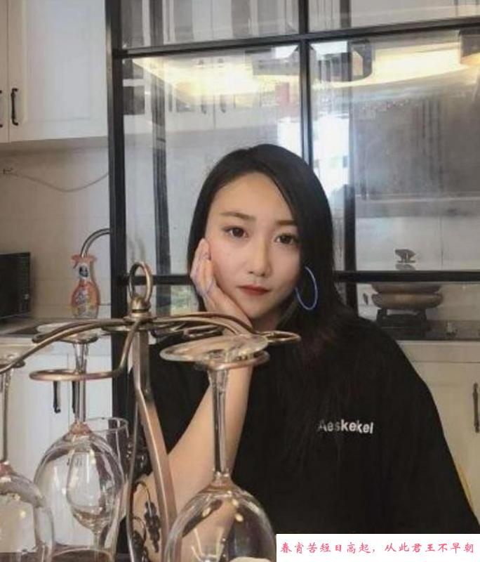 南山邻家妹珊珊 第2张