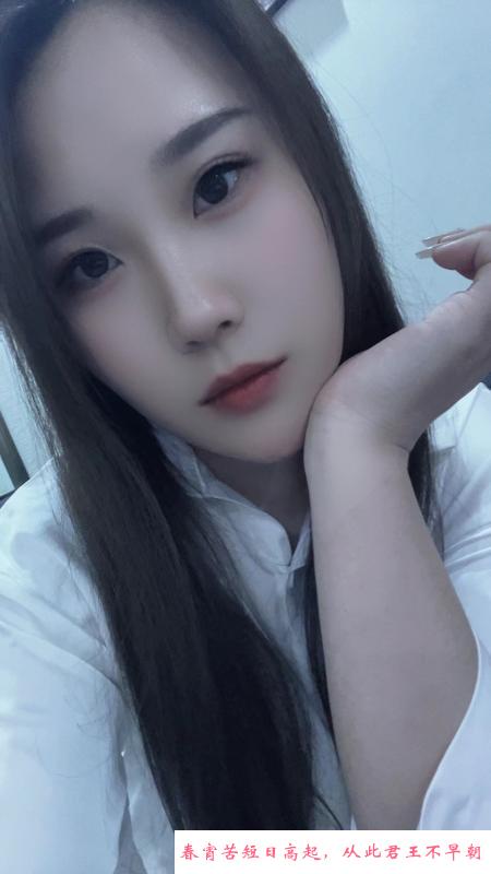 大胸的邻家小妹 第3张