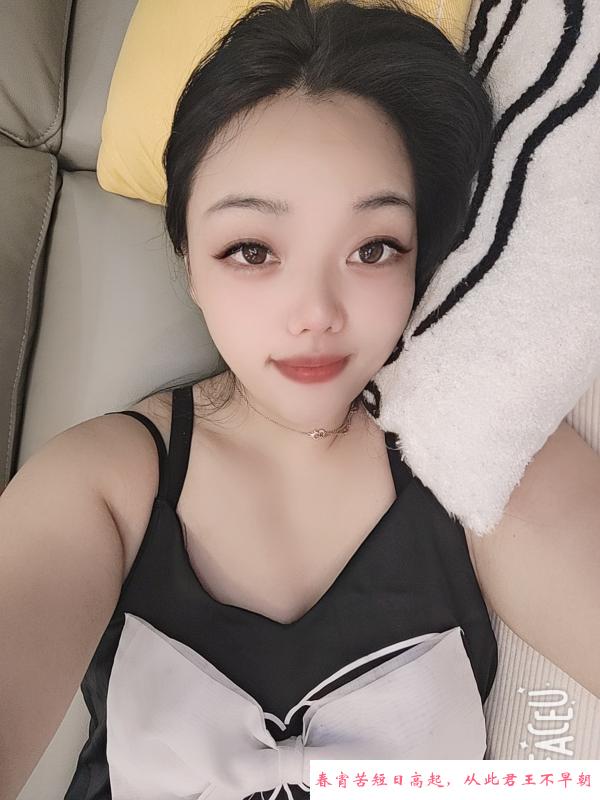 丰满杨梦 第2张