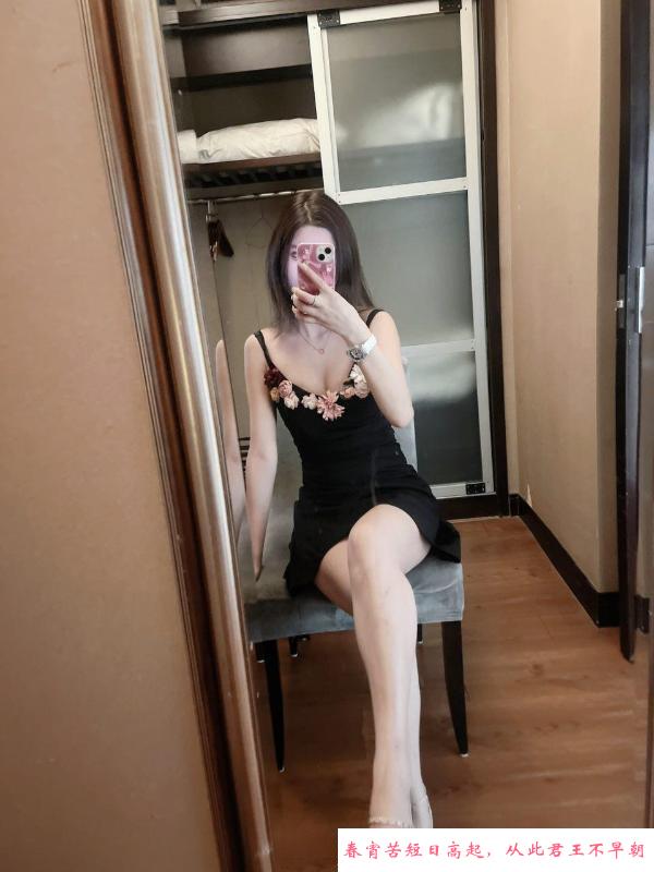 姑苏性感长腿小美女 第2张