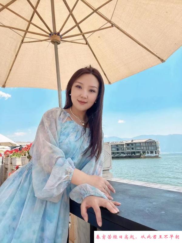 体验活多美女 第1张