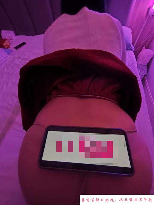 体验夫子庙圣诞礼服 第1张
