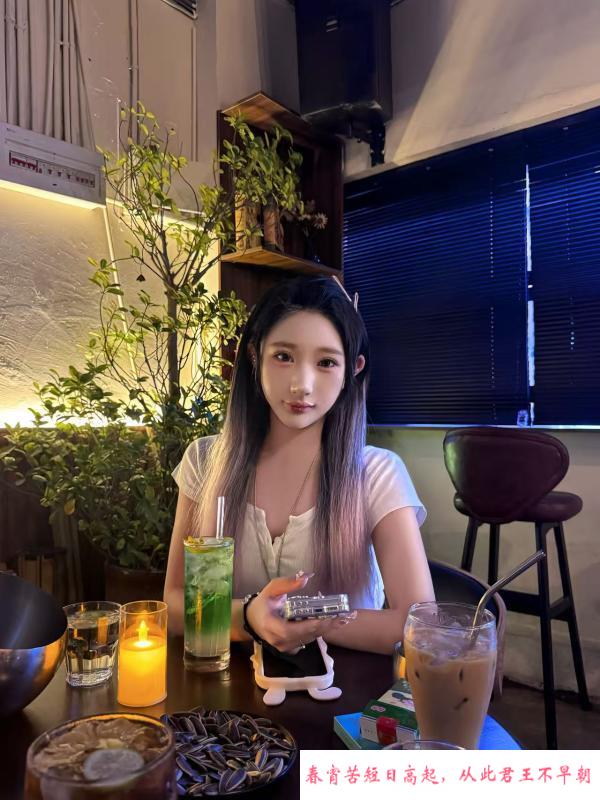 新区舌吻御姐布丁 第2张