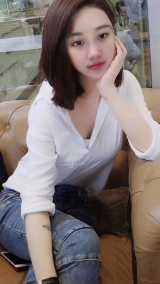 龙岗区环保也可大的一个妹子 第1张