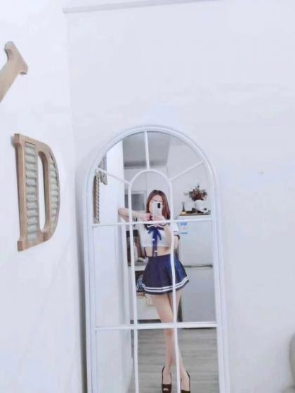 新街口小乔3点粉嫩妹 第2张