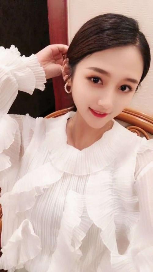 98年兼职小姐姐 第1张