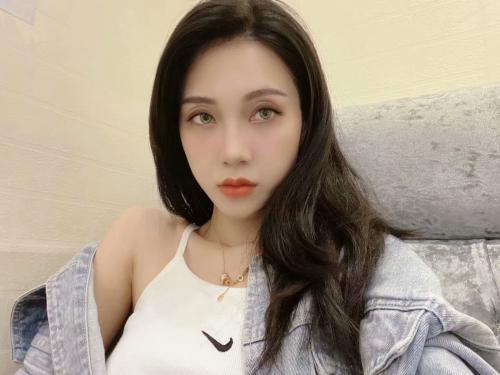 兼职小姐姐人美声音甜 第2张