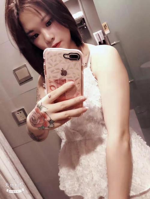 龙华区工业路上油松村兼职美眉 第1张