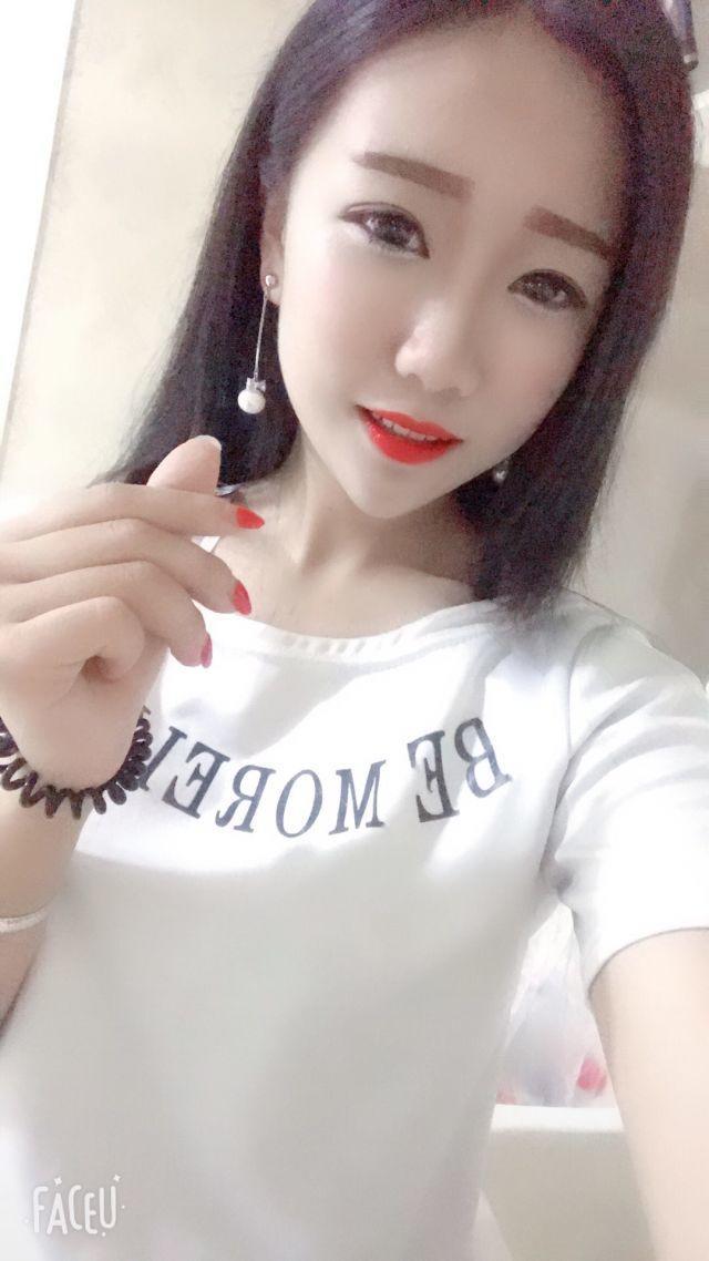 一挺带劲的小妹 第2张