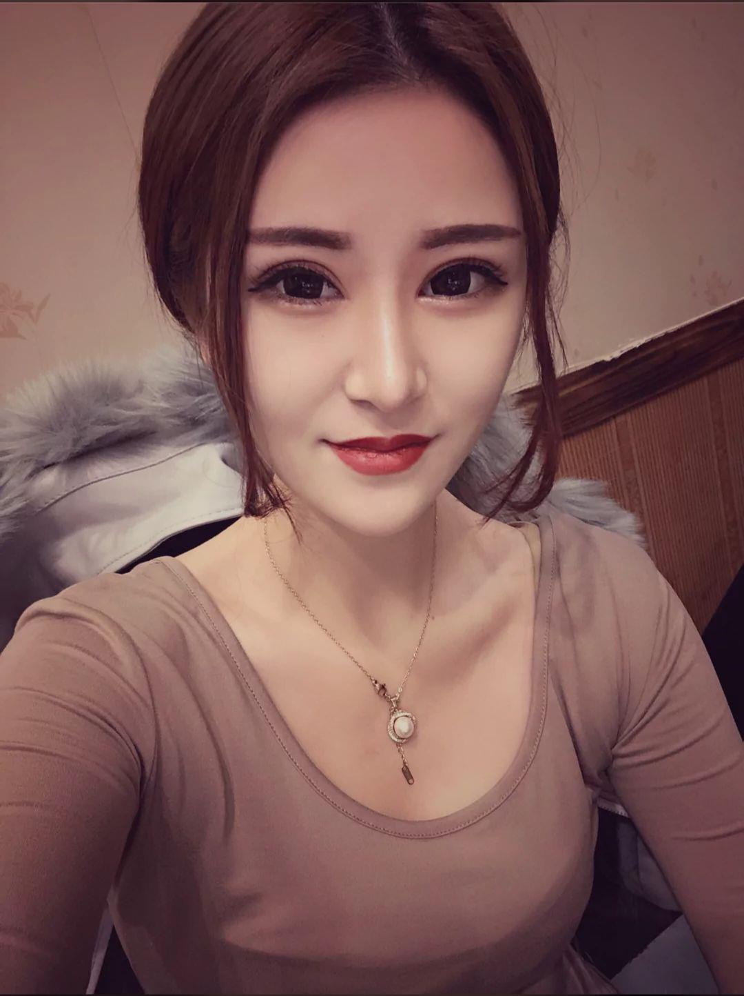 未央区身材很好的小骚货，抱起来玩很爽 第1张