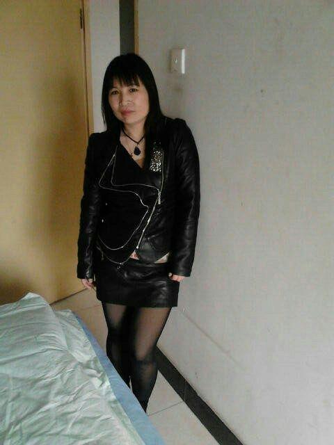 约会东门外熟女足迹 第1张