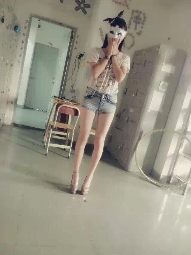 刚出来兼职的漂亮妹妹，人好，很有耐心 第1张