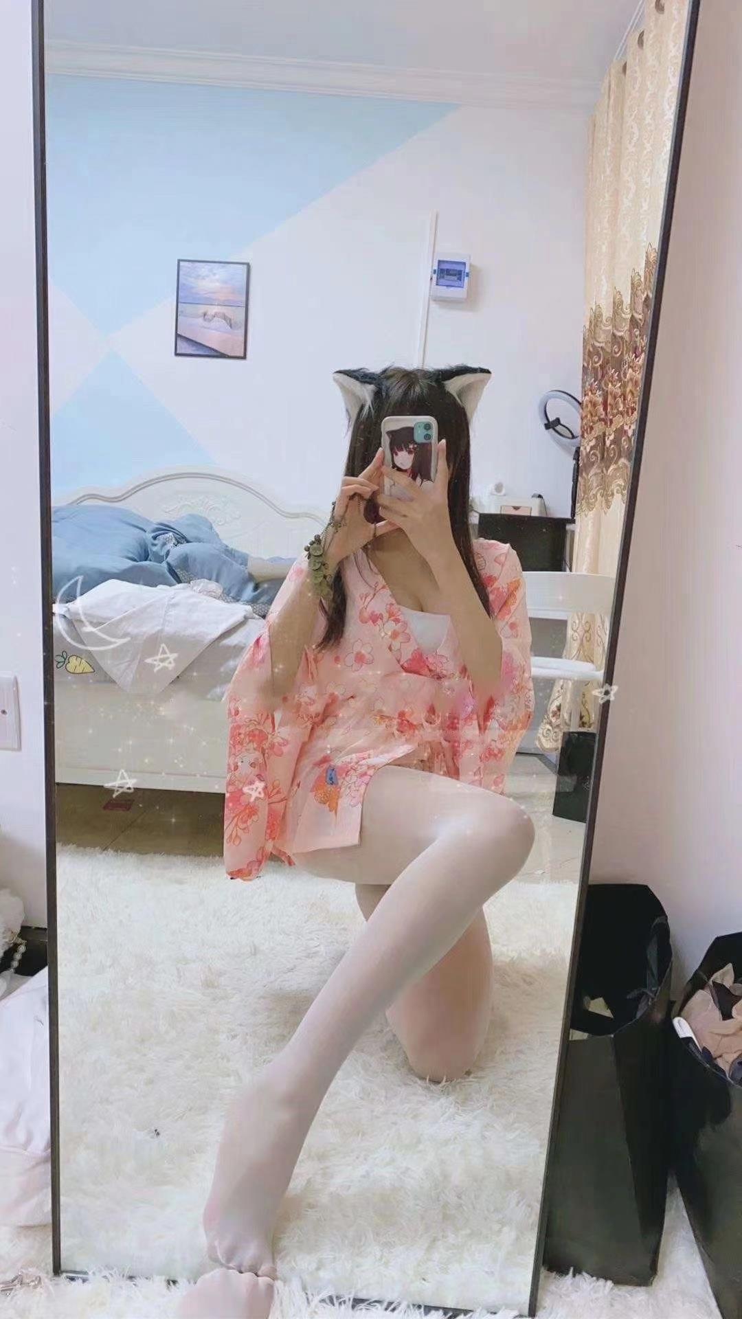 邯郸刚到的嫩妹 第2张