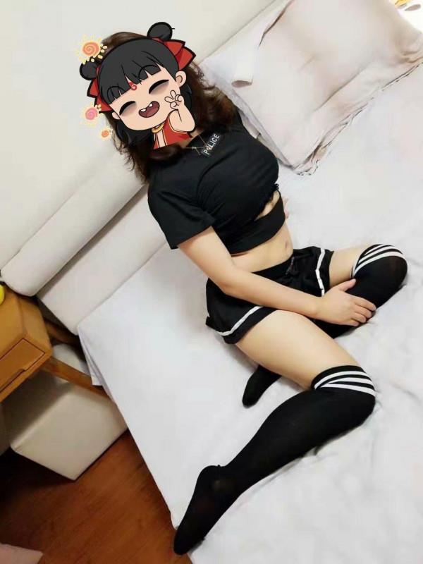 服务第一的妹子 第2张
