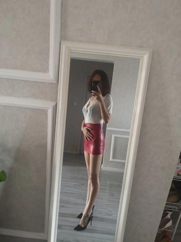 美妙的玉足 第1张