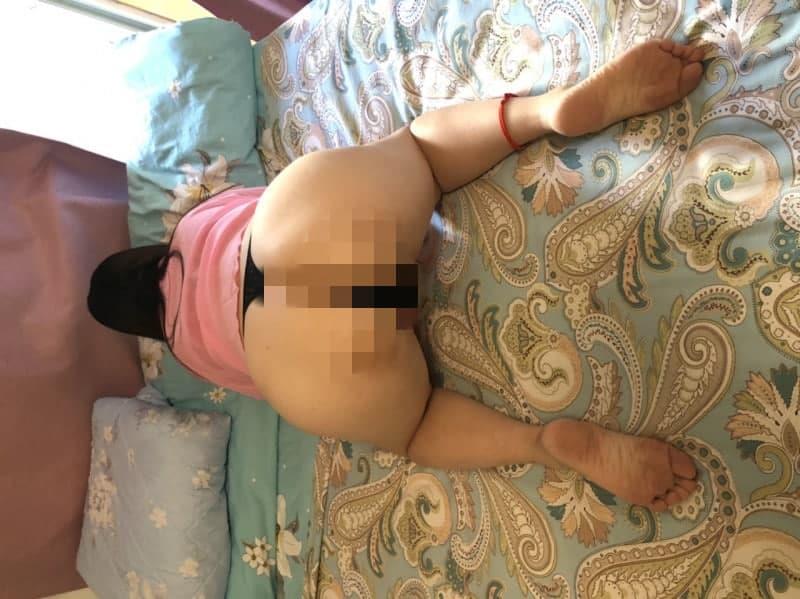 潘家園后入大屁股少妇 第2张