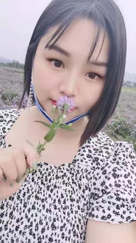 微胖的小护士 第2张