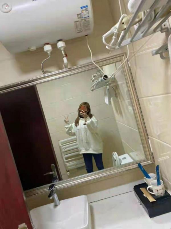 刚下海的纯情小少妇 第4张