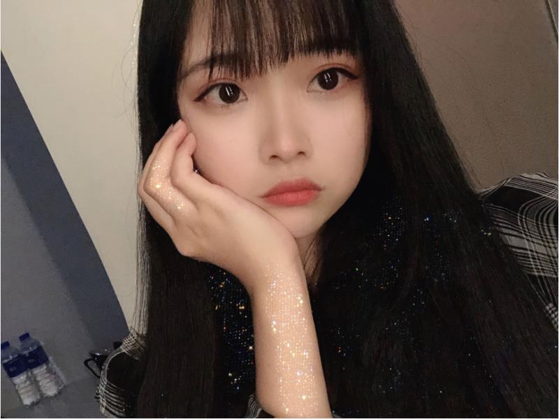 颜值00后嫩妹 第3张