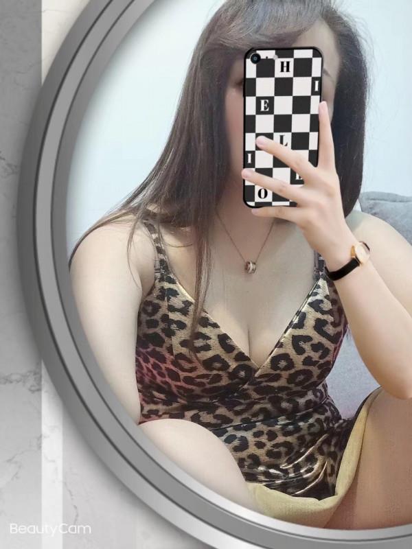 豹纹少妇 第1张