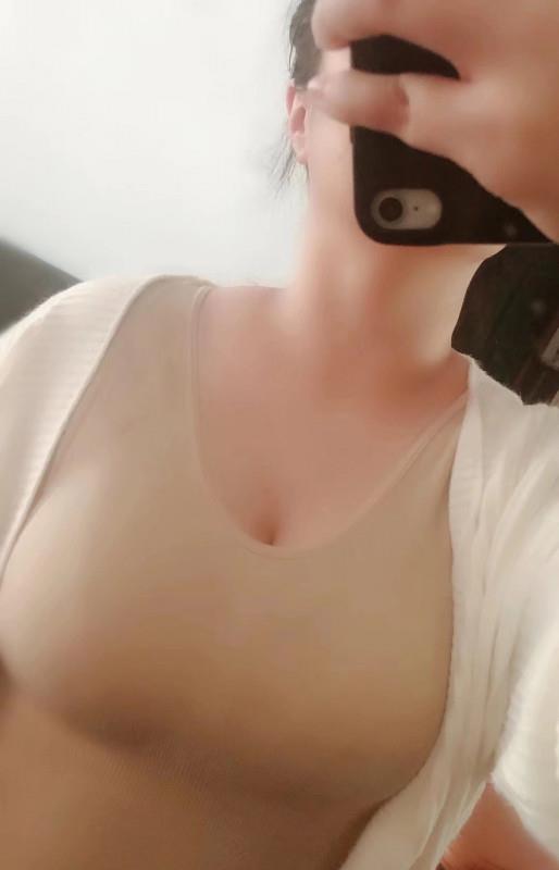 相城居家大奶 第1张