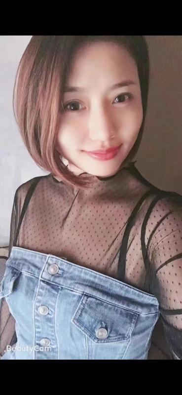 短发女神 第1张