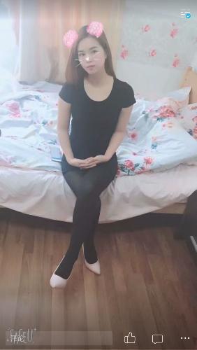 水嫩妹子 第2张