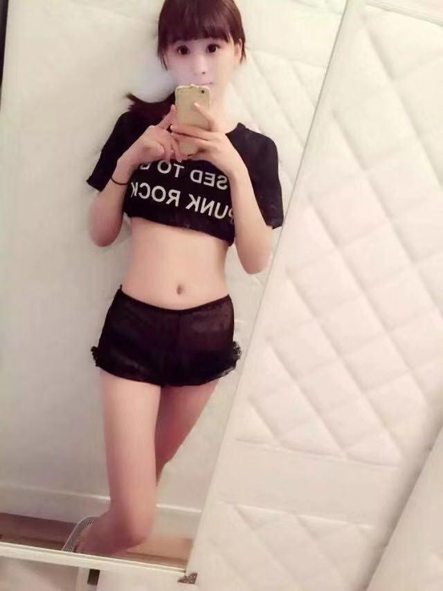99年小嫩妹！娇小！胸大！粉嫩 第4张