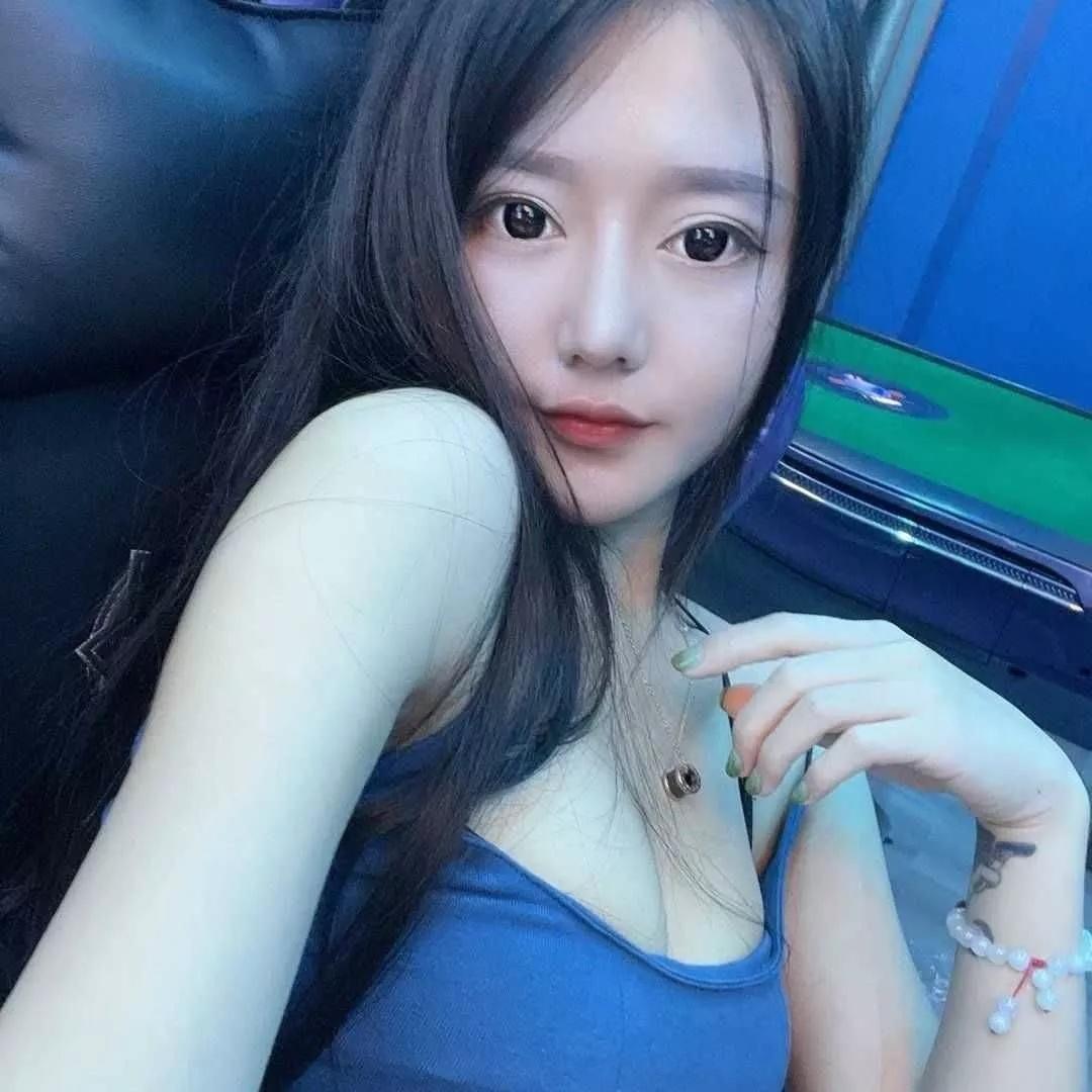 可萌的小御姐栀子，身材火辣，美臀如电钻 第5张