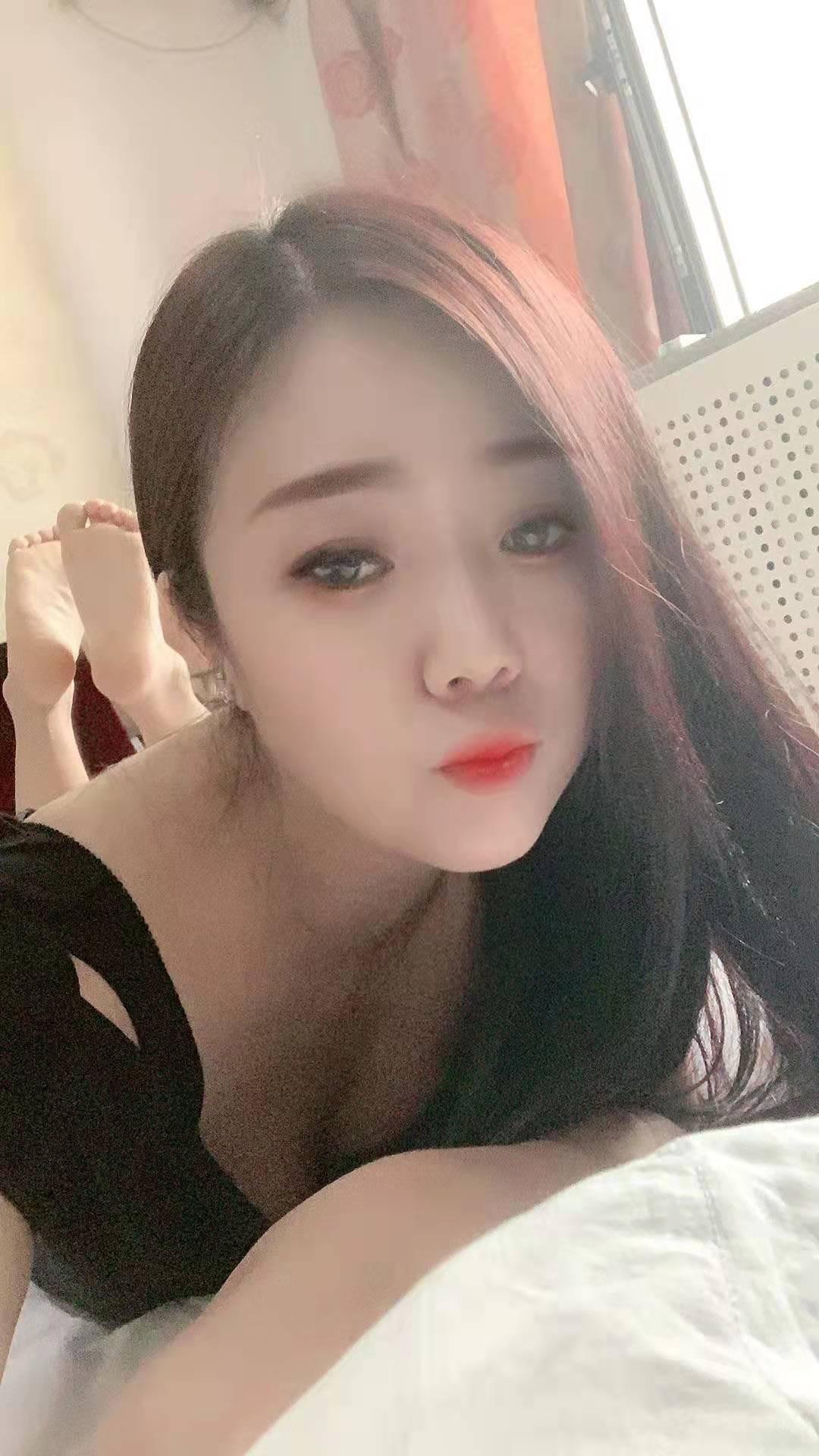 南开服务非常好的妹子，女上位小钢炮 第1张