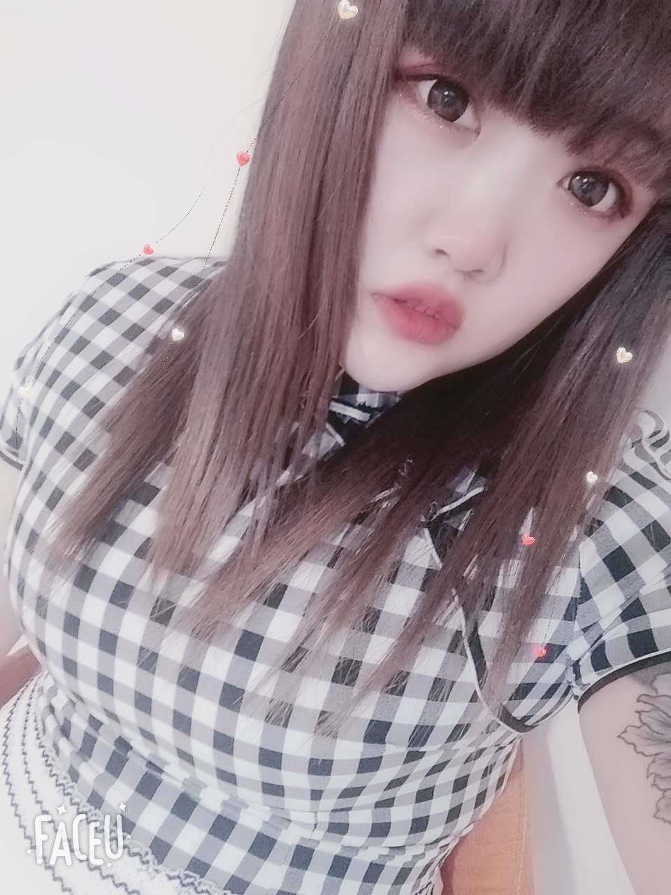河西，大胸妹子 第2张