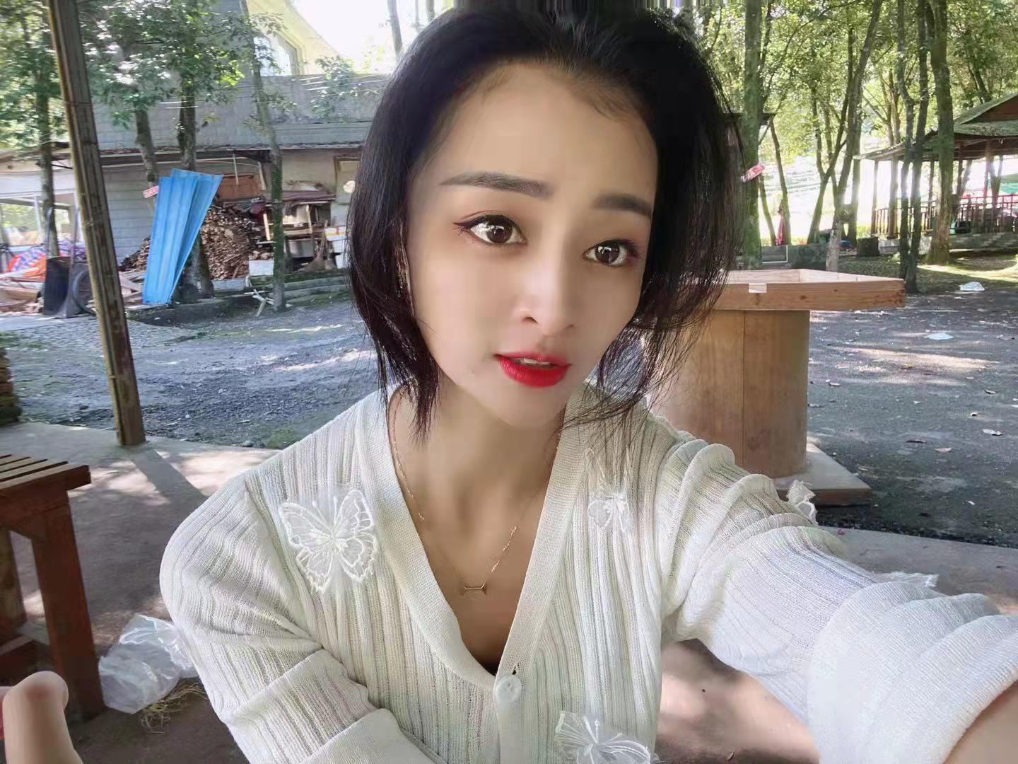 可人的漂亮小妹,气质很好!服务走心,性价实在 第1张
