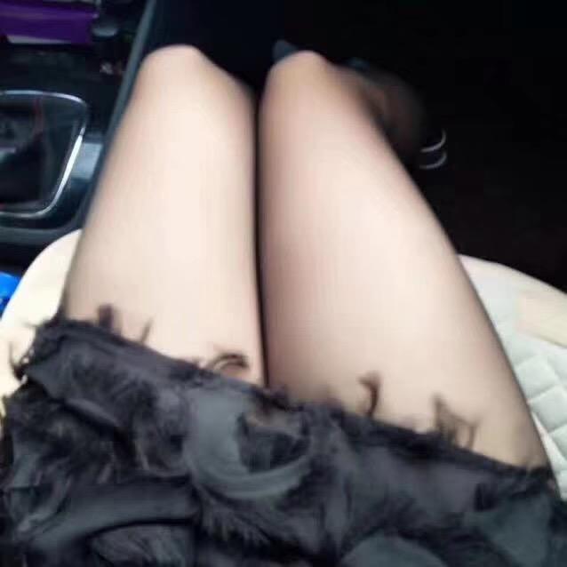 身材好妹子 第2张